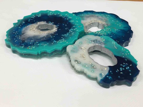 3 Geode Coasters in Vibrant colors - Image 2