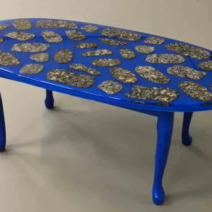 Oval coffee table in blue anodized paint