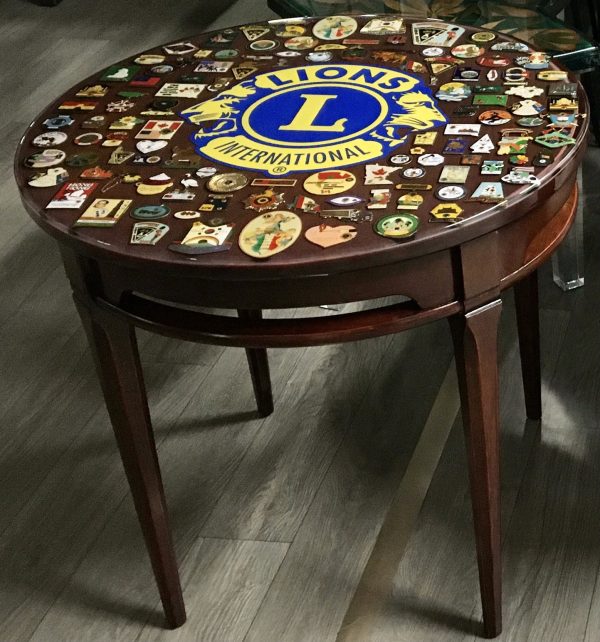 Lions pins end table