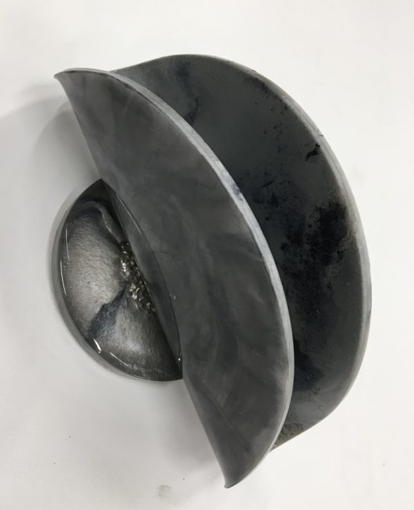 Resined Napkin Holder on a stand - Image 3
