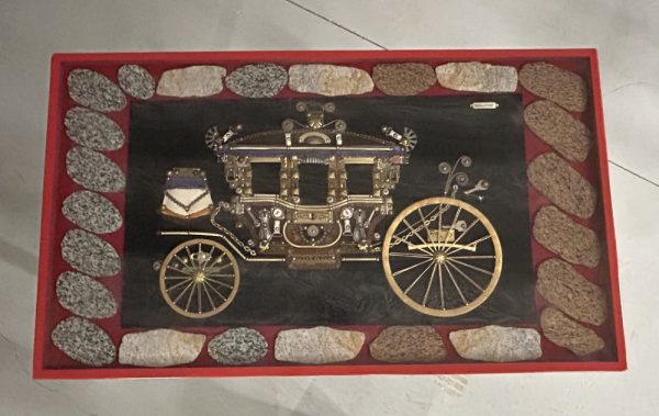 Apt size table - Journey Through Time - Image 2